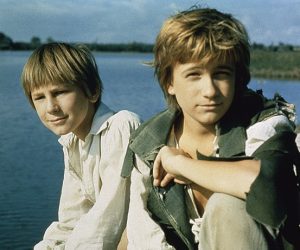 Aventurile-lui-Tom-Sawyer-film-romanesc-online-300×250